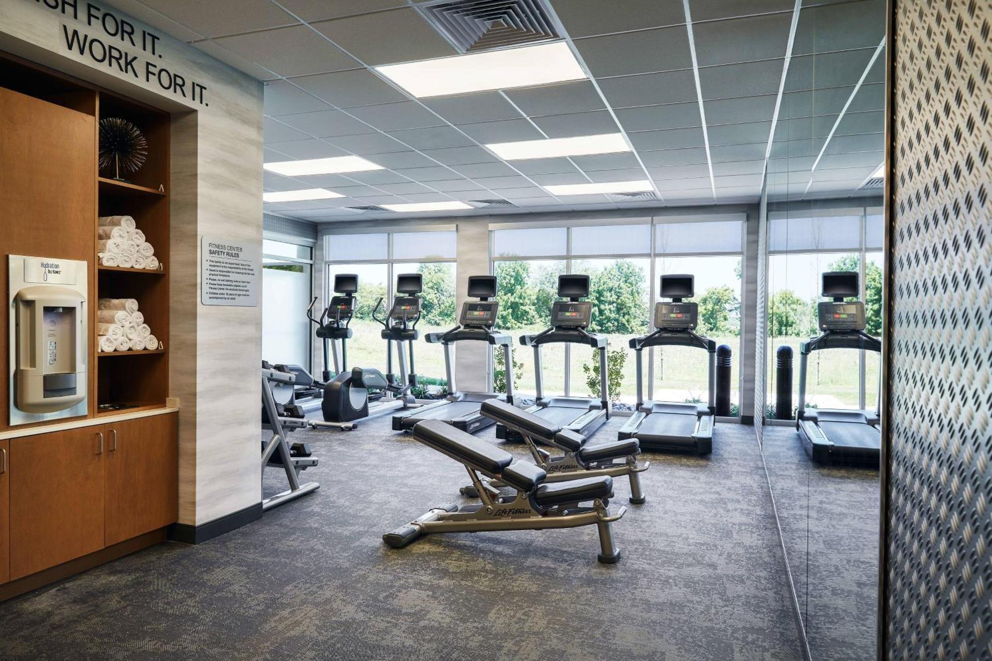 Fairfield Inn & Suites By Marriott Kansas City Belton Eksteriør bilde