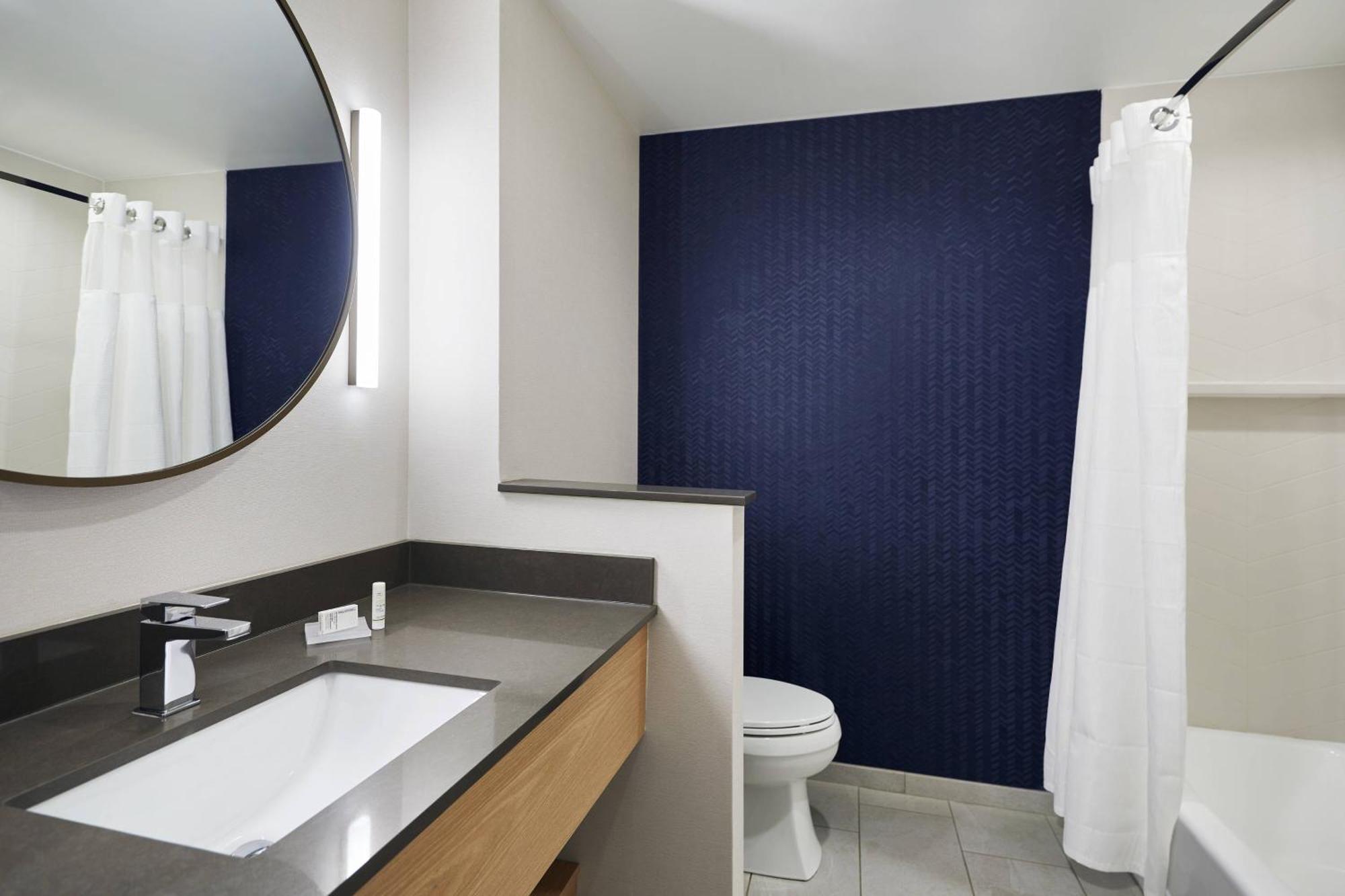 Fairfield Inn & Suites By Marriott Kansas City Belton Eksteriør bilde